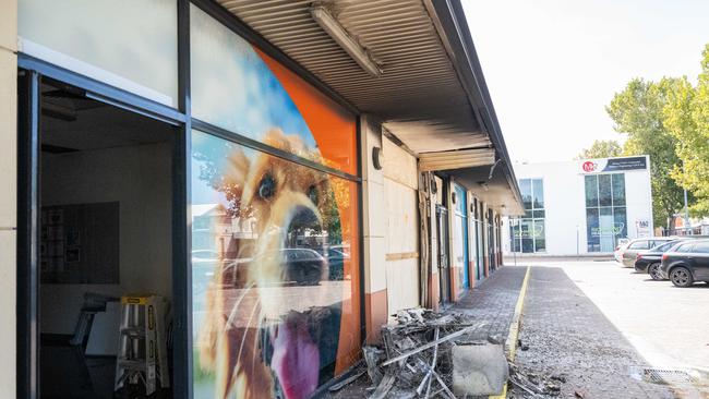 Pets Health Hilton Vet Centre, after a suspected arson attack last night. Picture: NCA NewsWire / Morgan Sette