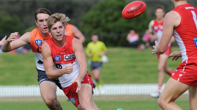 Sam Murray in action for Sydney’s NEAFL team.