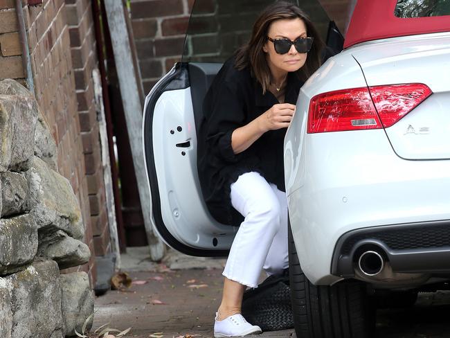 EXCLUSIVE Lisa Wilkinson makes the most of her time off with a Midday stop to the bottlo on October 18thFEES APPLY$1000 for 3 shots for the group print and webMUST CREDIT DIIMEX