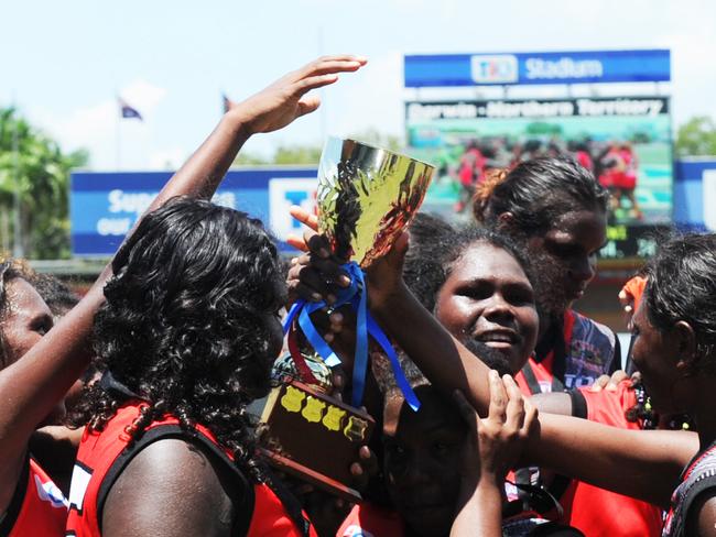 Buffettes v Tiwi Bombers under-15 grand final: Tiwi Bombers celebrate their win at the Under 15's Grand Final against the Buffettes