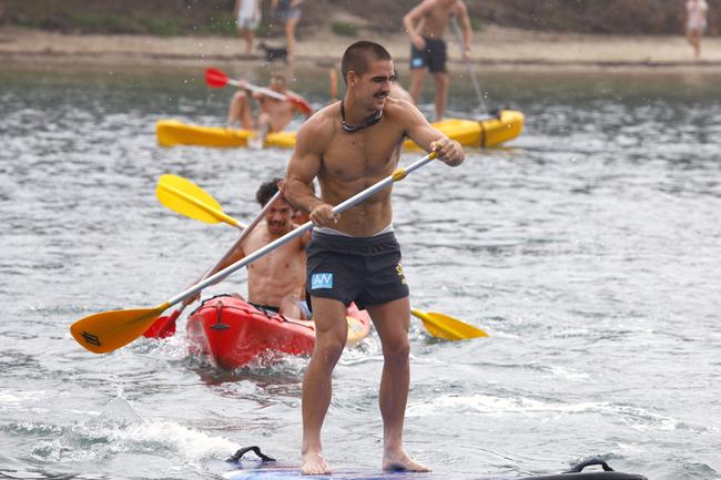 Gold Coast Suns player Jacob Dawson training at Palm Beach. Picture: Tertius Pickard