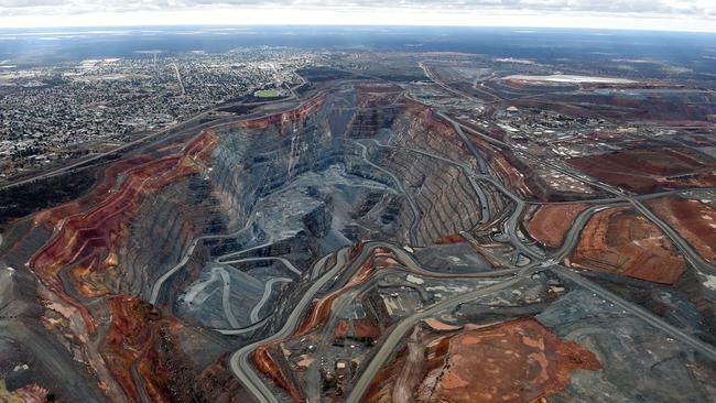 The Super Pit gold mine returned to 100 per cent Australian ownership one year ago. Picture: Carla Gottgens/Bloomberg