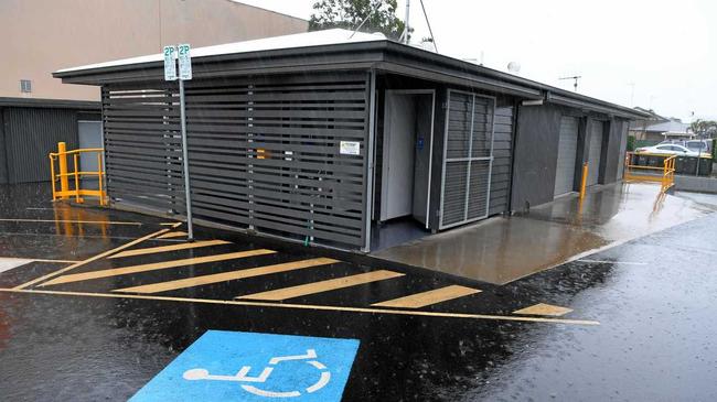 The toilets in the IGA carpark in Woongarra Street. Picture: Mike Knott BUN041217TOILET1