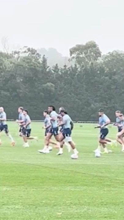 Blues Train in Blue Mountains as Bellamy Watches Ahead of Origin Clash