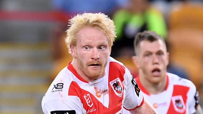 BRISBANE, AUSTRALIA - MAY 11: James Graham of the Dragons looks to pass during the round nine NRL match between the New Zealand Warriors and the St George Illawarra Dragons at Suncorp Stadium on May 11, 2019 in Brisbane, Australia. (Photo by Bradley Kanaris/Getty Images)