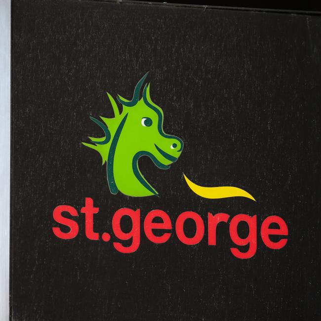 Outgoing major sponsor St George Bank.