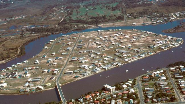 Aerial picture of Chevron Island towards Bundall in 1966