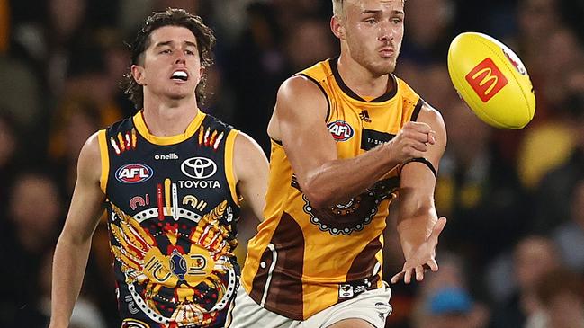 MELBOURNE.  10/07/2022 . AFL . Round 17.    Hawthorn vs Adelaide Crows at Marvel Stadium .   Josh Morris of the Hawks   . Photo by Michael Klein