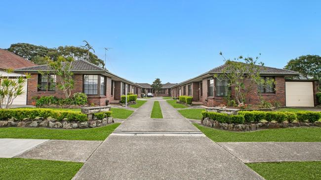 The Dolls Point three-bedroom villa sold for nearly $1.3m.