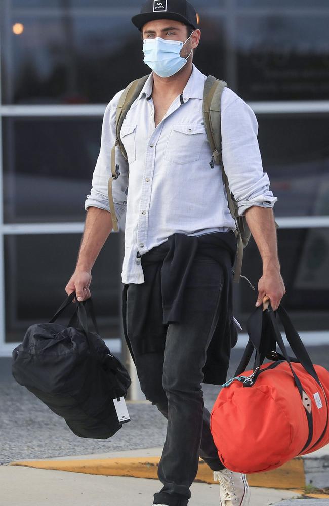 Zac Efron returns to Ballina after a holiday at the snow. Picture: Media Mode