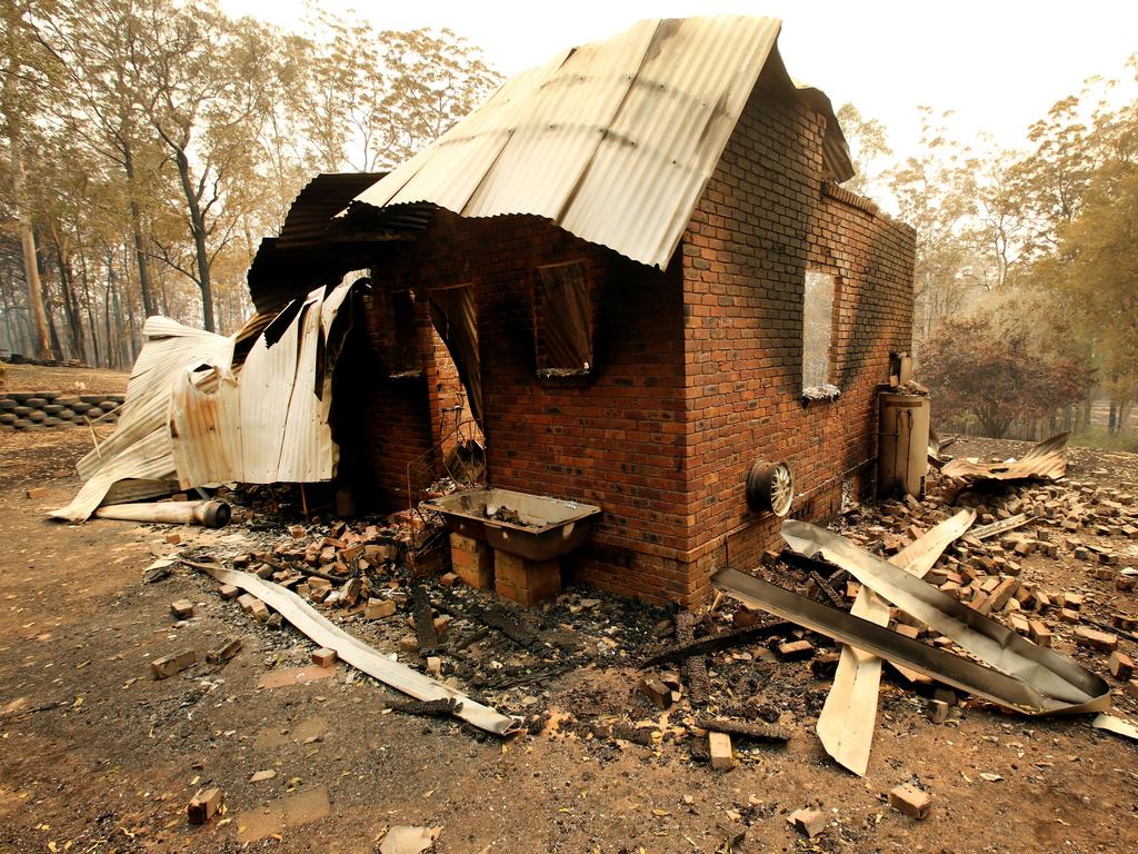 Daily Telegraph. Houses lost in the Nana Glen bushfrie. Property belonging to Warren Brown on Ellems Quarry Rd, Nana Glen. Picture Nathan Edwards.