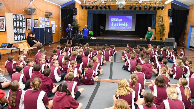 David Gower with Kaufusi at Tathra Public School. Photo: Nathan Hopkins / NRL Photos