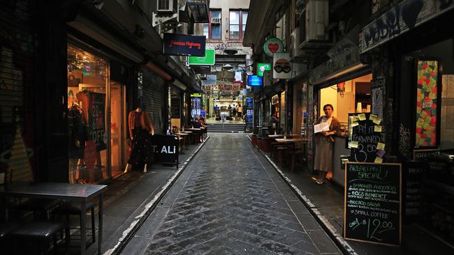 Popular Melbourne brunch spot Degraves Street virtually deserted before lockdown in March. Picture: Aaron Francis