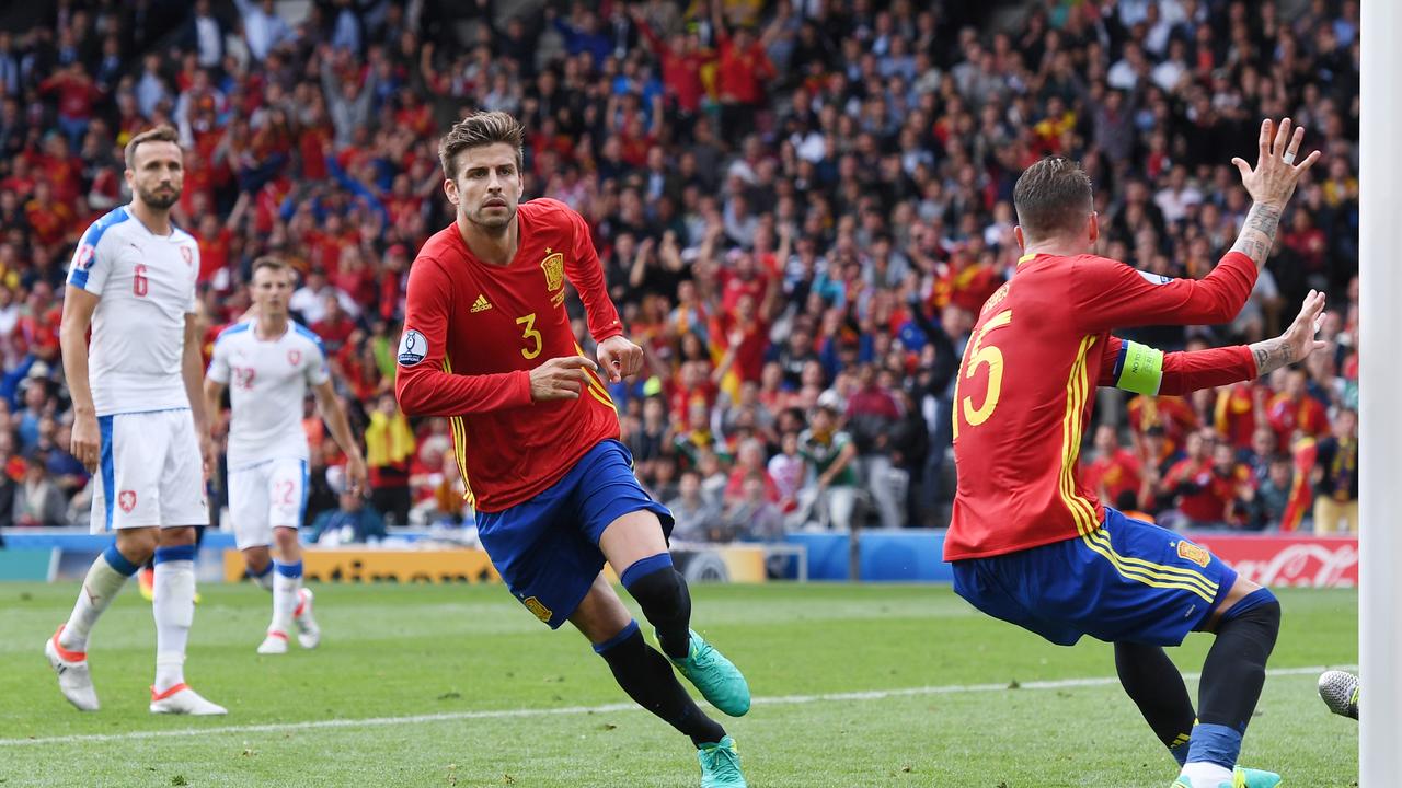 Euro 2016 Live: Gerard Pique goal, Spain v Czech Republic, blog, score ...