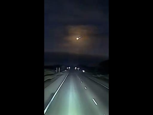 Mysterious green light wows witnesses in WA