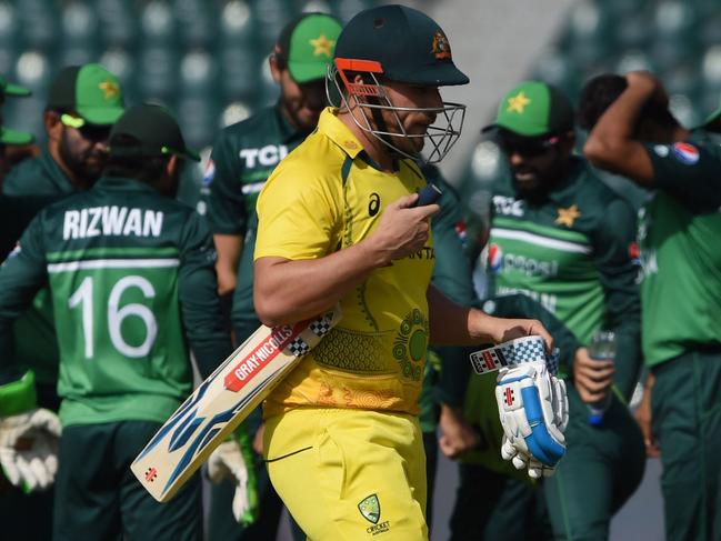 Aussies lose series as Finch headache grows