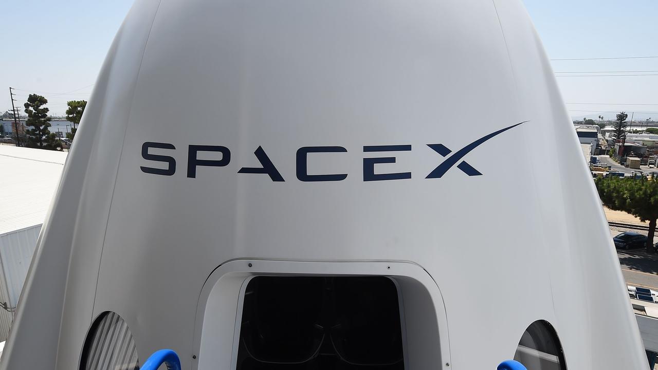 Musk said the stylised ‘X’ of the SpaceX logo represents a “rocket trajectory”. Picture: Robyn Beck / AFP.