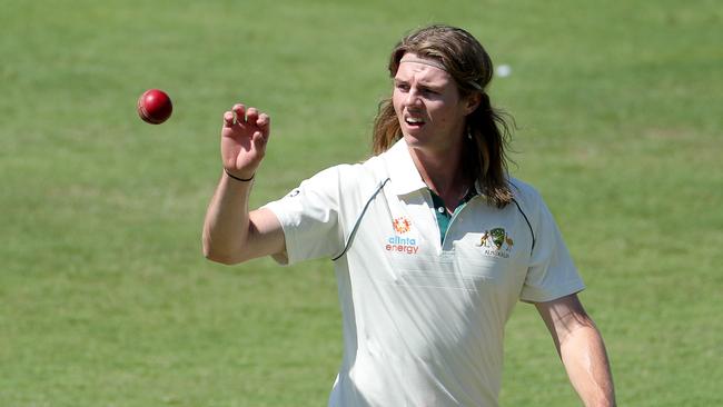 Tim Oakley has taken 15 wickets for the Bulls so far this campaign. Picture: AAP/Richard Wainwright