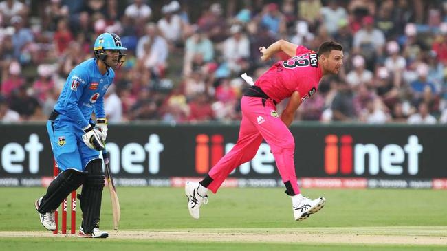 Tamworth-raised Josh Hazlewood made a triumphant return to the bush and Big Bash cricket with figures of 1 for 18 in the Big Bash League cricket match between the Sydney Sixers and Adelaide Strikers at Coffs International Stadium in Coffs Harbour, Sunday, January 5, 2020. Photo: Jason O'Brien / AAP. Picture: JASON O'BRIEN