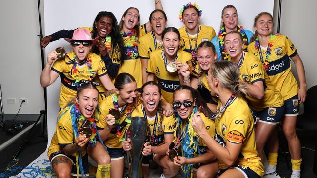 The Mariners pose after winning the A-League Women's Grand Final in May. (Photo by Robert Cianflone/Getty Images)