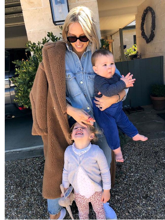 Phoebe Burgess with her children on social media. Picture: Instagram.