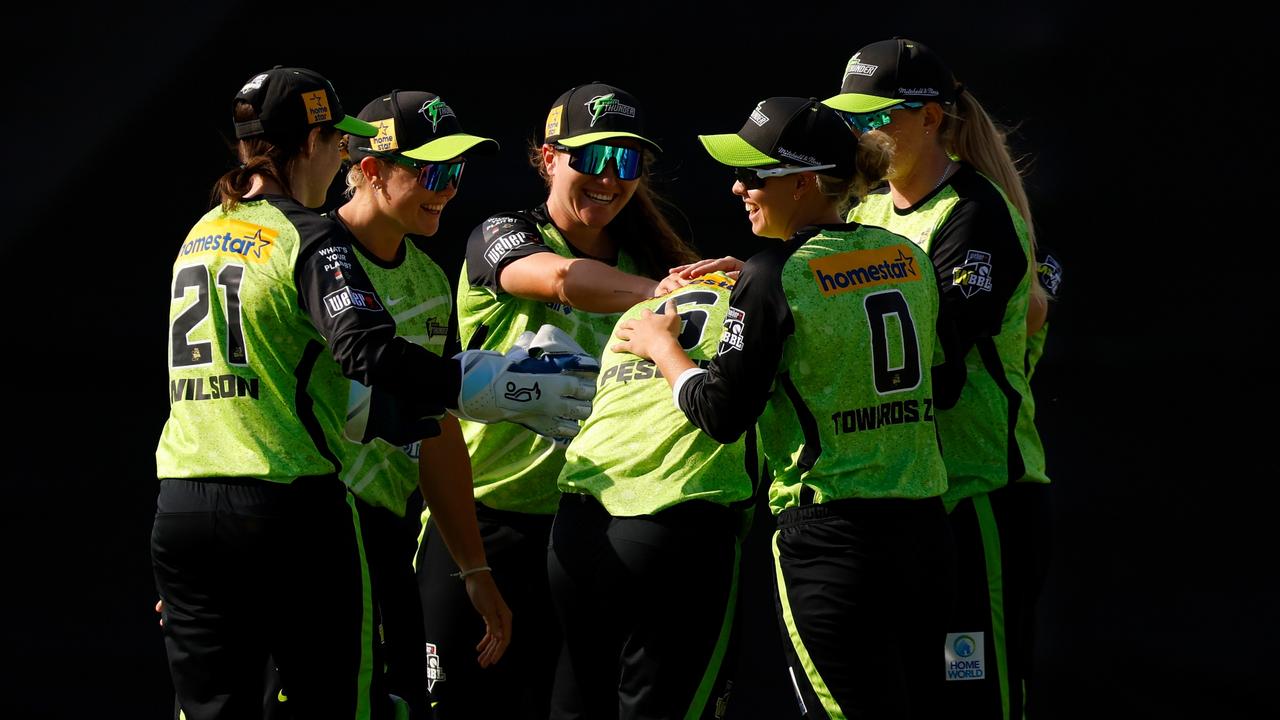 WBBL 2024: Sydney Thunder beat Brisbane Heat, Grace Harris failed ...