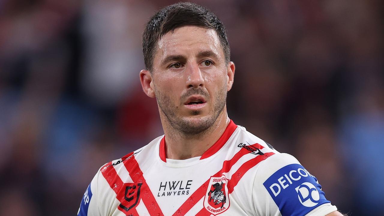 Hunt Bombshell Takes Big Twist As Dragons Star Tells Club He Wants Out ...