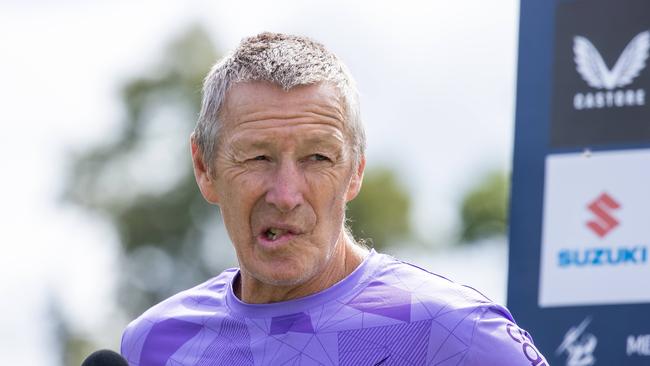 Start of NRL season. Coach Craig Bellamy. Speaking with players at training. Picture: Jason Edwards