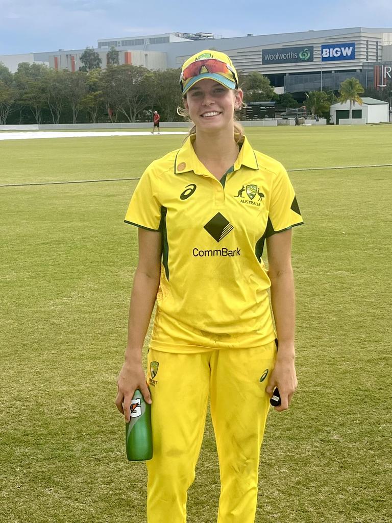 Lily Bassingthwaighte representing Australia U19s