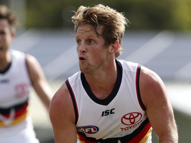 AFL - Adelaide Crows v Gold Coast at Noarlunga Oval. Rory Sloane looks to pass Picture SARAH REED