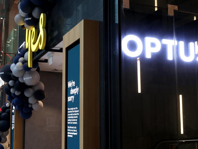 SYDNEY, AUSTRALIA - OCTOBER 05: An Optus public service message is displayed inside an Optus store on October 05, 2022 in Sydney, Australia. The identification details of 9.8 million customers of the Telecommunications operator Optus was stolen in a data breach last week, one of the largest data breaches to occur in Australia. (Photo by Brendon Thorne/Getty Images)