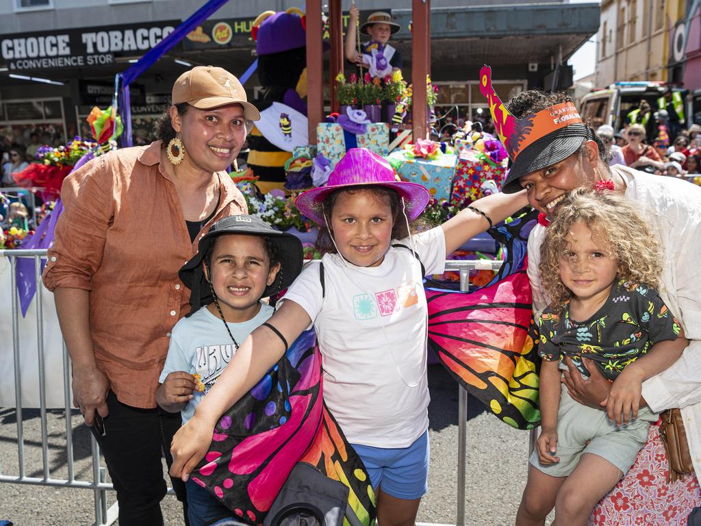 Watching the Grand Central Floral Parade are (from left) Geraldine Kimmins, Zye Rose, Jamalia Rose, Seumas Rose and Elizabeth Kimmins at the Carnival of Flowers, Saturday, September 21, 2024. Picture: Kevin Farmer