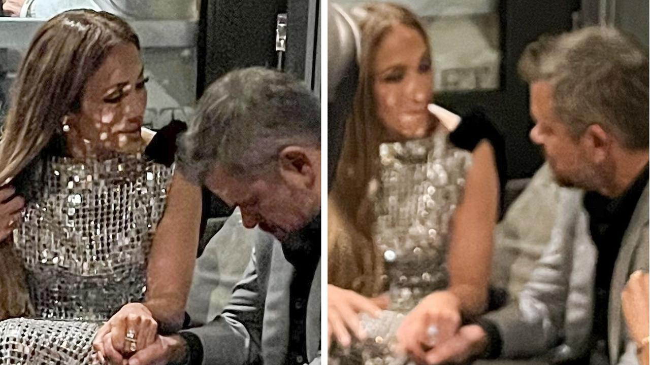 Jennifer Lopez and Matt Damon spotted holding hands