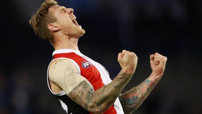 Tim Membrey celebrates a St Kilda goal.