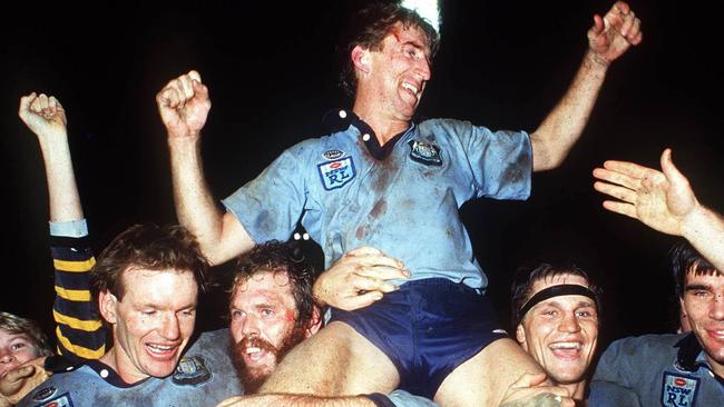 Steve Mortimer is chaired off the Sydney Cricket Ground after the Blues famous 1985 victory.