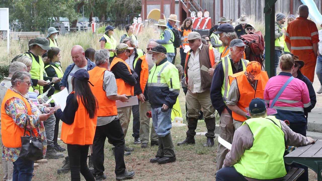 Ground Crew volunteers previously conducted a major search for Ms Murphy. Picture: NCA NewsWire / David Crosling