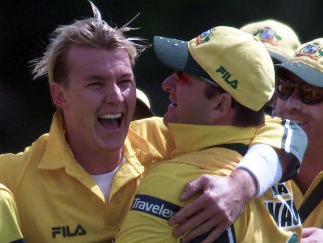GC - CRICKET. The Ashes tour. 09 Jun 2001. Aust vs Pakistan one day international at /Glamorgan /County /Cricket /Ground, /Cardiff. Brett Lee takes the wicket of /Shahid /Afridi, caught /Mark /Waugh. PicBrett/Costello. sport o/seas action hugging celebrating