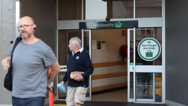 The Woolworths supermarket at Balmain was closed after the worker tested positive. Picture: David Swift/NCA NewsWire