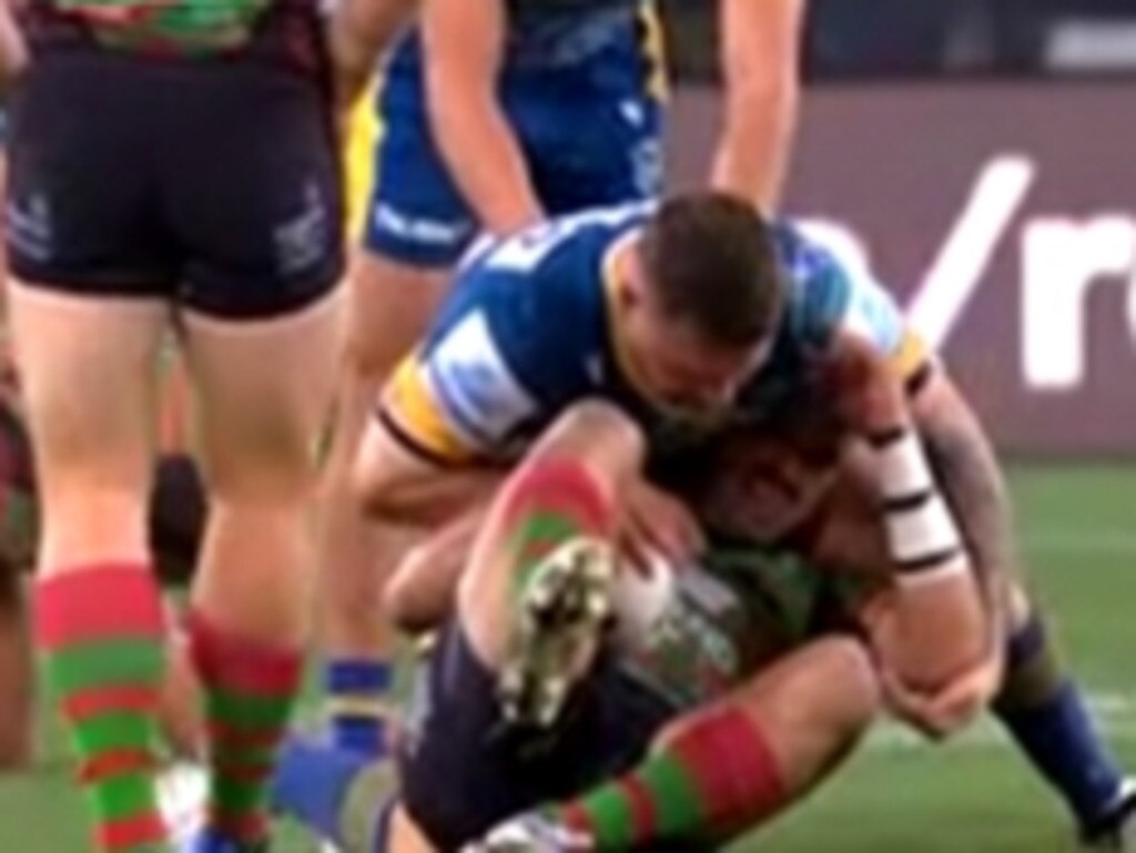 Players get caught in difficult positions. Picture: Supplied by Fox Sports