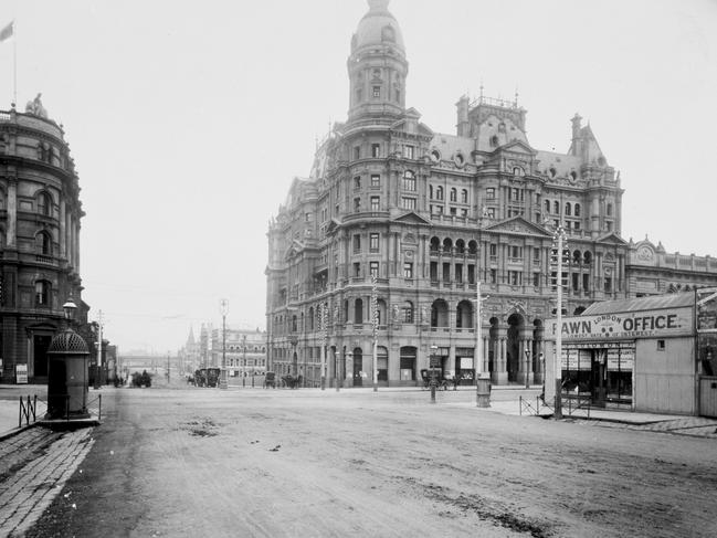 The Federal Coffee Palace became the Federal Hotel. Picture: State Library Victoria