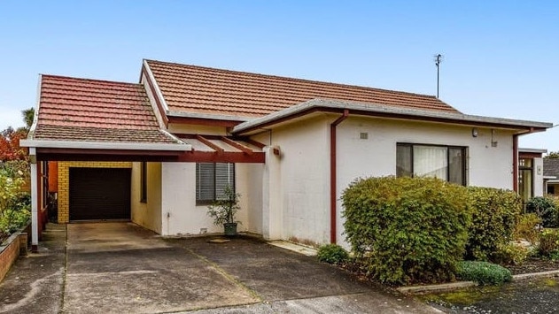 4 Arthur Street sold for $285,000. Picture: realestate.com.au