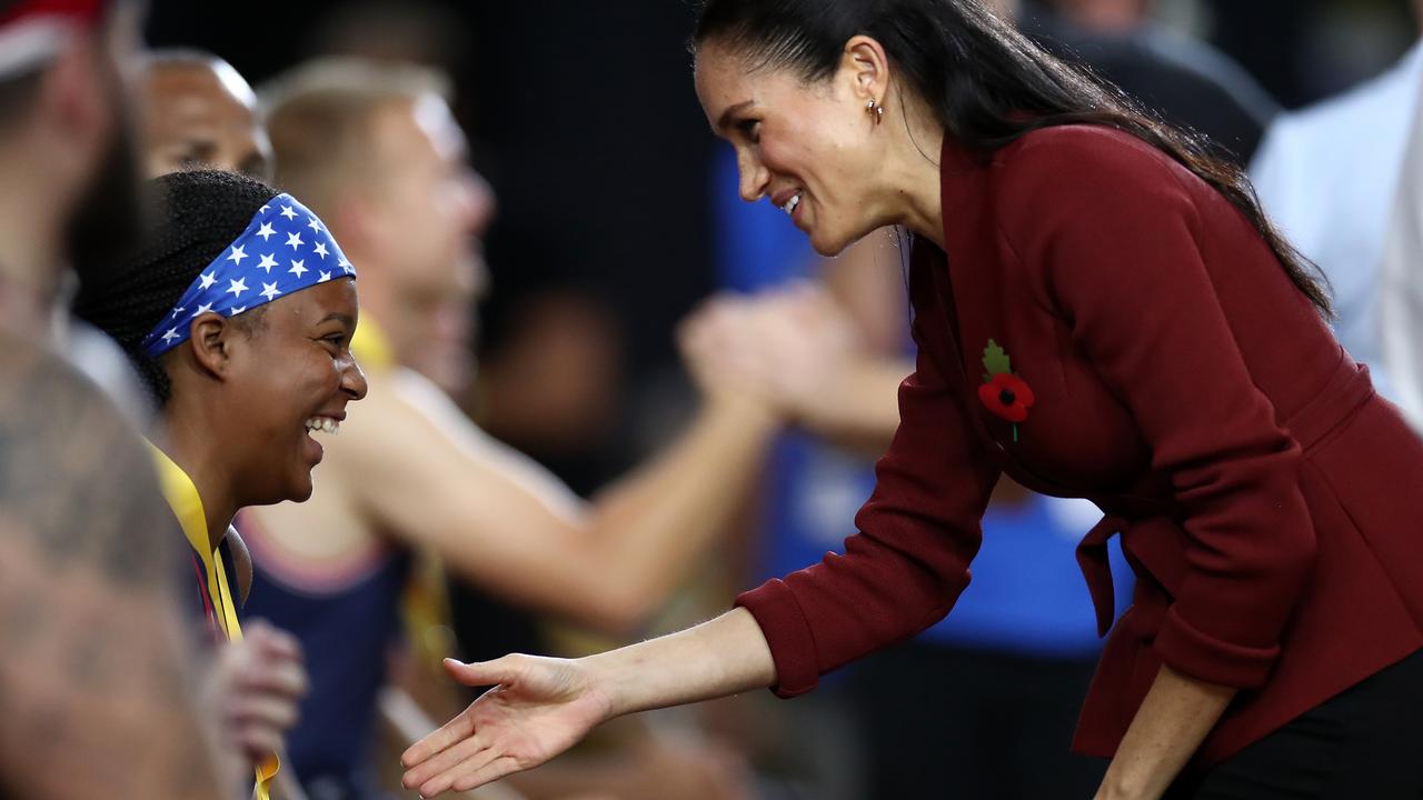 Meghan hands out the golds at the final. Picture: Cameron Spencer/Getty Images for the Invictus Games Foundation.