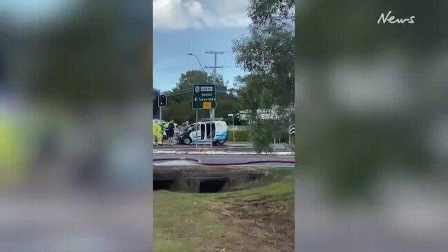 Crash on the Logan Motorway