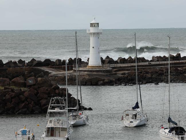 The Wollongong Harbour. David Littleproud meeting locals to discuss the planned off shore wind farm on the south coast. Pictured at a press conference in Wollongong. Picture: Rohan Kelly