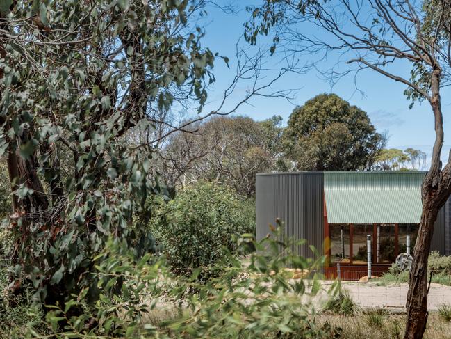 Aireys Inlet Primary School Art & Music Hub has been shortlisted in the 2024 Victorian Architecture Awards for Sibling Architecture.