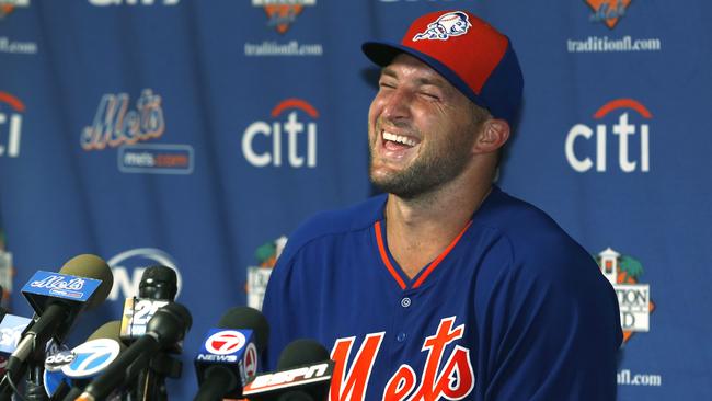 Same number, new sport: Tebow at Mets camp