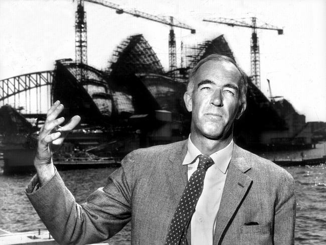 Jorn Utzon with the Sydney Opera House under construction in 1965