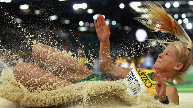 Brooke Stratton finished fifth at the World Indoor Championships.