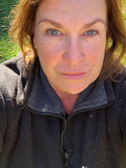 Tracey Grimshaw posted this make-up free picture on Instagram.