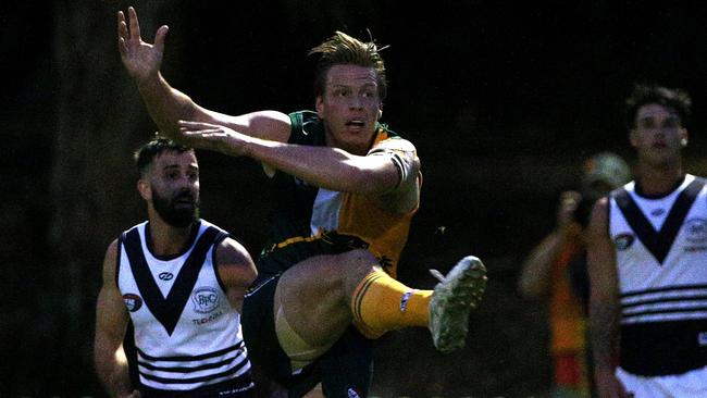 Kyle Galloway in action for Northcote Park. Picture: Hamish Blair